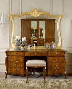 PETTINIERA CON SPECCHIO E SGABELLO IN LEGNO NOCE CON DECORI IN FOGLIA ORO - Foto 1 di 5