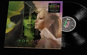 Wicked For Good 7" Vinyl – Cynthia Erivo & Ariana Grande Regal Cinemas Exclusive - Picture 1 of 1
