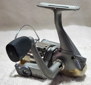 Pinnacle Deadbolt Limited Spinning Reel RARE DLF25 VERY Smooth & Clean, VG Cond - Picture 1 of 17