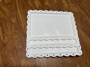 Plastic White Rectangle Plastic Serving Trays (3 Pack) - Picture 1 of 2