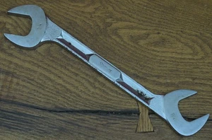 Llave de cabeza angular de 4 vías Snap-on VS5240 1-1/4" - Imagen 1 de 6