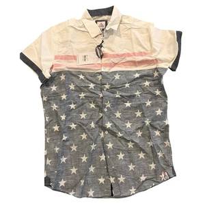 FREE PLANET Men's Adult Small USA Red White Blue Stars & Stripes Flag Shirt NEW - Picture 1 of 5