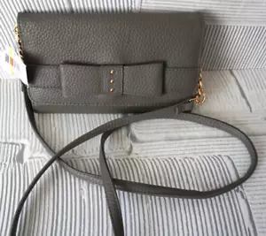 Jaclyn Smith Crossbody Shoulder Bag Clutch Purse Gray Faux Pebbled Leather NEW - Picture 1 of 5