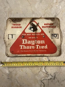 Insegna Pneumatici Dayton Pneumatici Thoro-Tred 1954 - Rara  - Foto 1 di 7