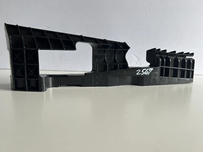 06-08 Soporte de faro derecho Lexus Is250 Is350 52115-53020 OEM Foto 1 de 4