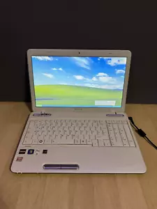 Toshiba AMD XP Gamer Laptop - AMD A6-3600M - 3 GB RAM - 500 GB HDD - Win XP - Bild 1 von 7