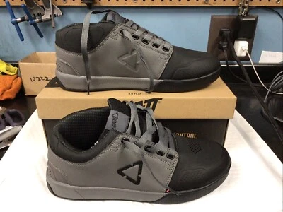 Zapato plano de bicicleta de montaña Leatt Shoe 3.0 granito EE. UU. 10 UE 44 Foto 1 de 4