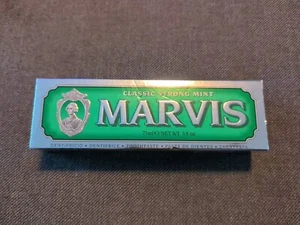 Marvis Classic Strong Mint Zahnpasta 75ml 3,8oz - Bild 1 von 1