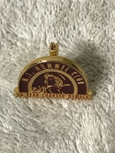 M I Hummel Club 20 Year Charter Anniversary Member Hat Pin Lapel Figurine Sister - Picture 1 of 4