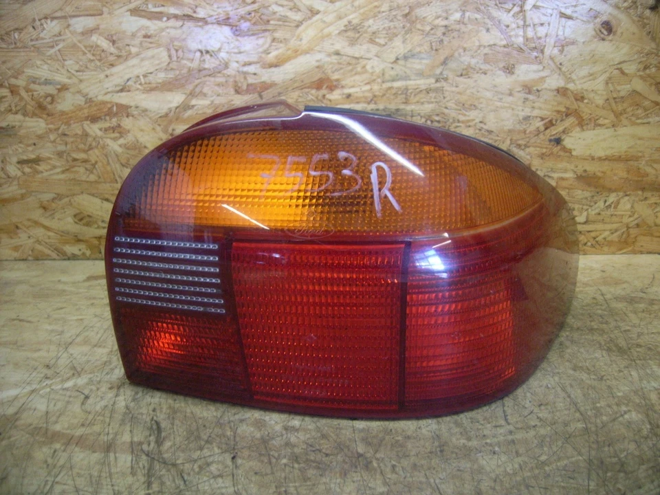 Rückleuchte Derecha Ford Mondeo I (GBP) 2.0 - Imagen 1 de 2