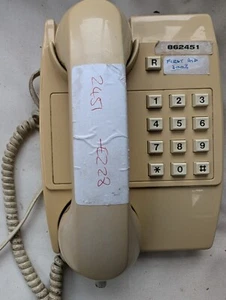 Vintage 1984 BT Push Button Telephone, 9101R, Cream - Picture 1 of 10