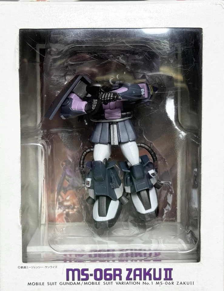 Mobile Suit Gundam MS-06R Negro Tri-Estrellas Paquete ZAKU-2 Figura de Arte BANPRESTO Foto 1 de 4