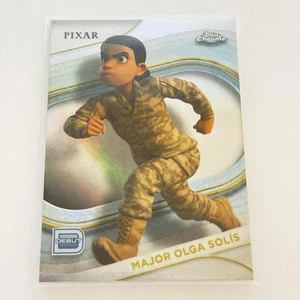 2025 Topps Chrome Disney Major Olga Solis #136 Base Refractor - Bild 1 von 2