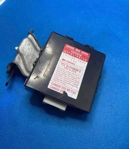 1995 - 1997 Lexus LS400 Receiver Door Control Module 89741-50130 89741-50131 OEM - Picture 1 of 5