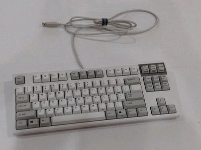 TOPRE CORPORATION REALFORCE R2TL-USV-IV AHBZ02 US layout Mechanical 87 keys!! - Image 1 of 4