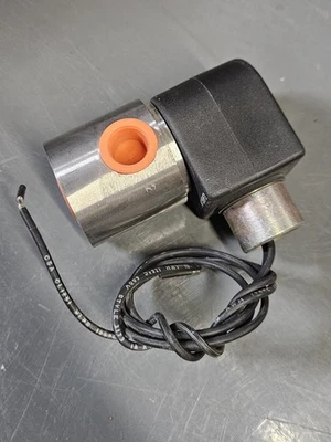 Electroválvula Honeywell 71215SN33NHPNOC111P3 3/8" 120V 60Hz 10W 5-11 Psi Foto 1 de 4