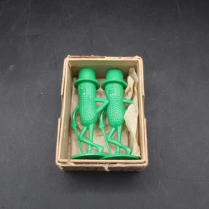 DE COLECCIÓN MR MANÍ SAL PIMIENTA COCTELERA CONJUNTO PUBLICIDAD PLÁSTICO VERDE - NUEVO NOS - EE. UU. - Imagen 1 de 9