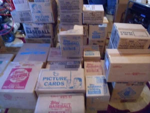VINTAGE UNOPENED BASEBALL CARD PACKS! 32-38 YEAR OLD PACKS! FREE MANTLE! - Picture 1 of 10