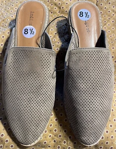 Women's Slip-on Mules, Taupe Textile Uppers/ 1"Heel - Sz 8.5 by Indigo Rd - New! - Picture 1 of 7