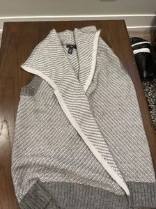 Cárdigan para mujer GAP gris sin mangas frente abierto talla XS 1559 - Imagen 1 de 8