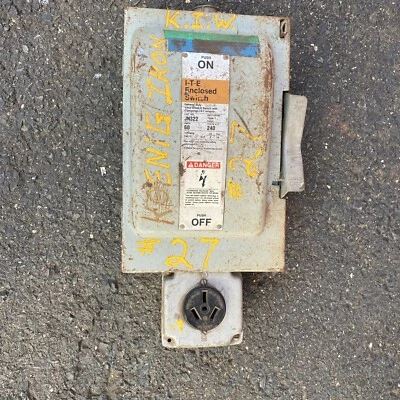 Interruptor cerrado I-T-E JN322 Interruptor de rotura de vacío de servicio general tipo 1 60A 240V ⭐ Foto 1 de 4