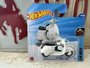 Hot Wheels 2025 * VESPA 90 SS SUPER SPRINT (1966), white * J-Case - Bild 1 von 6