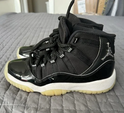 AIR JORDAN 11 RETRO GS JUBILEE 25TH ANNIVERSARY #378038-011 KID SIZE 4.5Y - Image 1 of 4