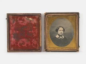 SIXTH PLATE DAGUERREOTYPE OF WOMAN+DAMAGED AND SEPARATED CASE+SPOTS ON IMAGE - Picture 1 of 4