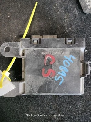 CHASIS CONTROL MODULE 56054147AG 2011-2014 DODGE DURANGO - Image 1 of 4