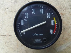 Fiat 850 Drehzahlmesser Jaeger - Bild 1 von 2