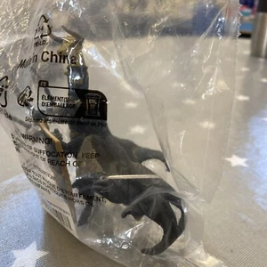 Weapon Master Bull Knight Figurine - Picture 1 of 2