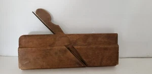 VINTAGE AUBURN TOOL CO.  #105 WOODWORKING MOULDING PLANE - Picture 1 of 6