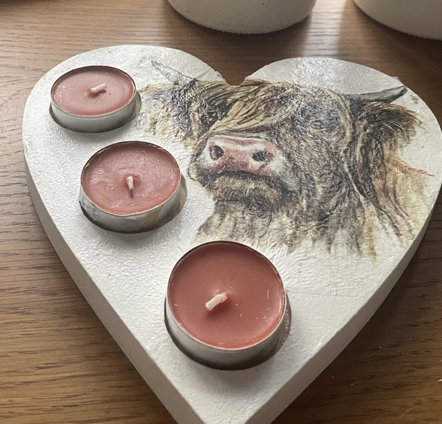 1 X Heart Shaped Tea Light Holders Decoupage  18mm MDF 20cms Wide - Image 1 of 1