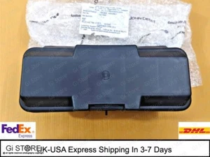 Caja de herramientas John Deere OEM - SJ17929 - Imagen 1 de 9