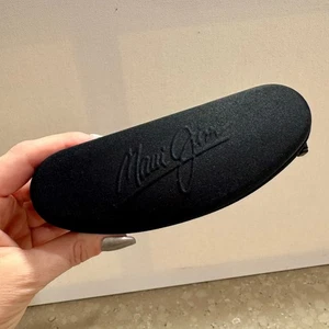 Maui Jim Hartschalen-Sonnenbrillenetui groß schwarz Nylon Reißverschluss Karabinerclip - Bild 1 von 8
