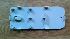 Abridor de puerta de garaje Genie Teclado inalámbrico ACSD1G Solo cubierta trasera blanca - Imagen 1 de 2