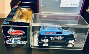 TENNESSEE TITANS 1937 FORD PANEL TRUCK LIMITED EDITION - Picture 1 of 5