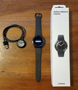 Samsung Galaxy Watch4 Classic 46mm Cassa in acciaio - modello SM-R890 - GPS WiFi - Zdjęcie 1 z 12