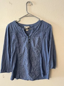 Blusa pulóver Style Co para mujer azul floral encaje manga 3/4 cuello en V talla PL - Imagen 1 de 5