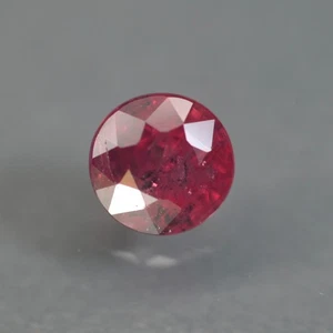 0.79 CT. Natural Round 5.2mm. Madagascar Pinkish Red Ruby Heat by fire only - Picture 1 of 2