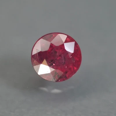 0.79 CT. Natural Round 5.2mm. Madagascar Pinkish Red Ruby Heat by fire only - Image 1 of 2