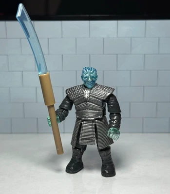 Mega Construx Game of Thrones The Night King Iron Throne Minifigure w/Weapon - Image 1 of 3