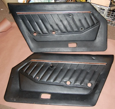 Conjunto de tarjetas de paneles de puerta Datsun 280z 1977-78 izquierda derecha negro Foto 1 de 4