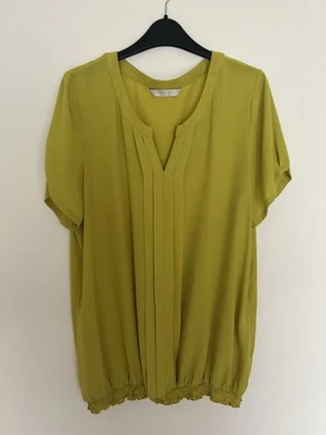 Debenhams Classic Top Size 18 - Image 1 of 2