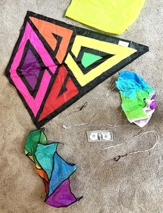 Lot, Go Fly a Kite, Vintage Triangulation Kite 1999, 2 Spinner(s) Premier Kites - Bild 1 von 14