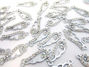 10 Engelsflügel Kristall Strass versilbert Charm/Armband/Anhänger/Schmuck K96 - Bild 1 von 2