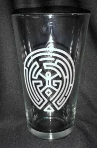  WESTWORLD The Maze birra artigianale incisa pinta vetro stoviglie regalo 16 oz - Foto 1 di 1