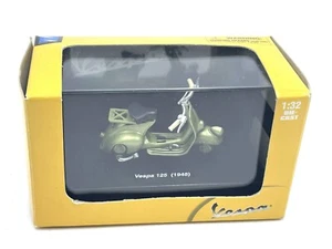 VESPA 125 1948 NEW RAY scala 1/32 New In Box # NIB PJ - Foto 1 di 1