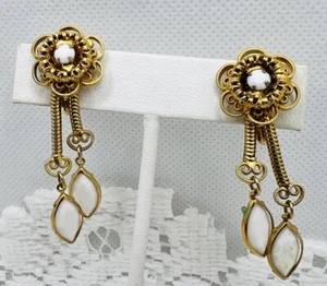 Vintage Hobe Earrings Gold Tone Openwork Filigree Snake Chain Milk Glass - Picture 1 of 10