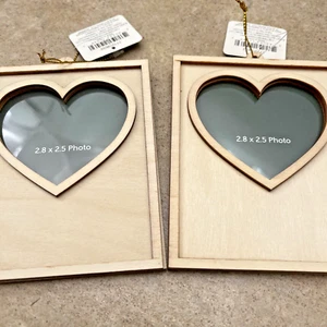 Set of 2 Wooden Unfinished Ornament Heart Picture Frame for Any Occasion NWT's - Picture 1 of 7